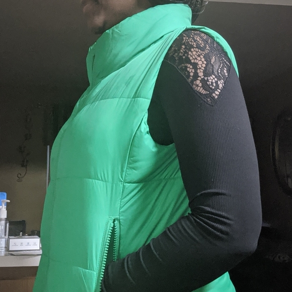 Joe fresh puffer vest - Picture 5 of 5